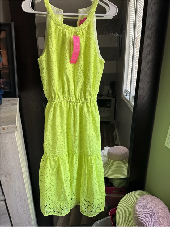 Lilly Pulitzer Dresses & Skirts - Lilly Pulitzer Neon Lime Eyelet Midi Dress